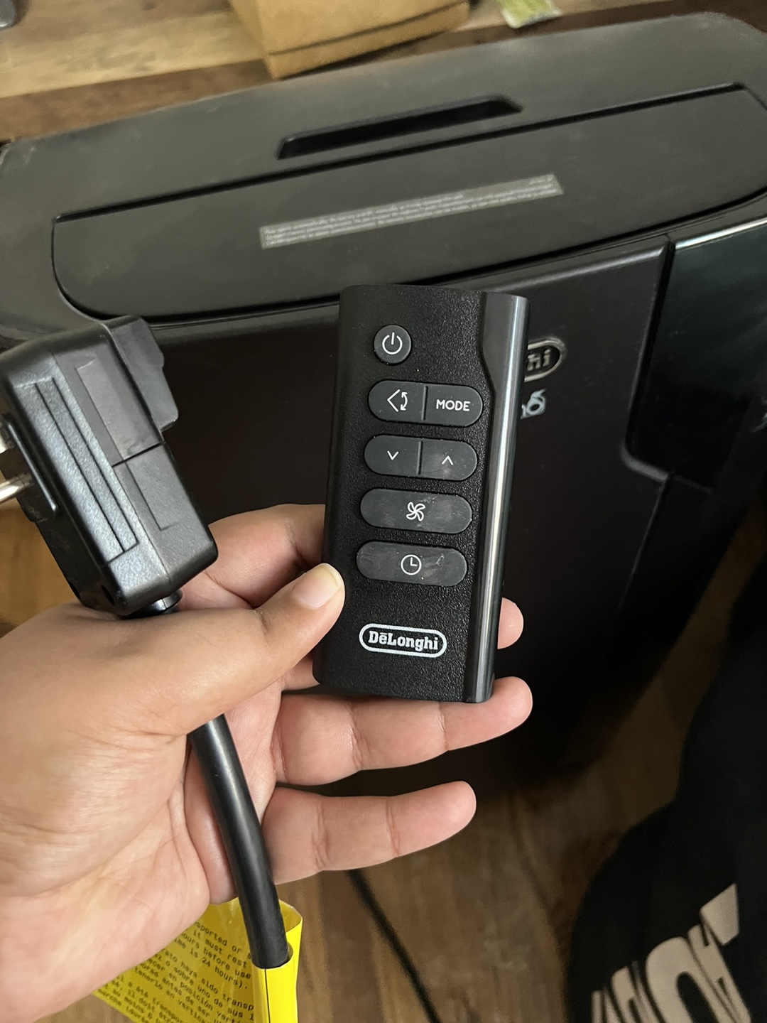 De’Longhi Portable Air Conditioner, worth $700 - photo 3