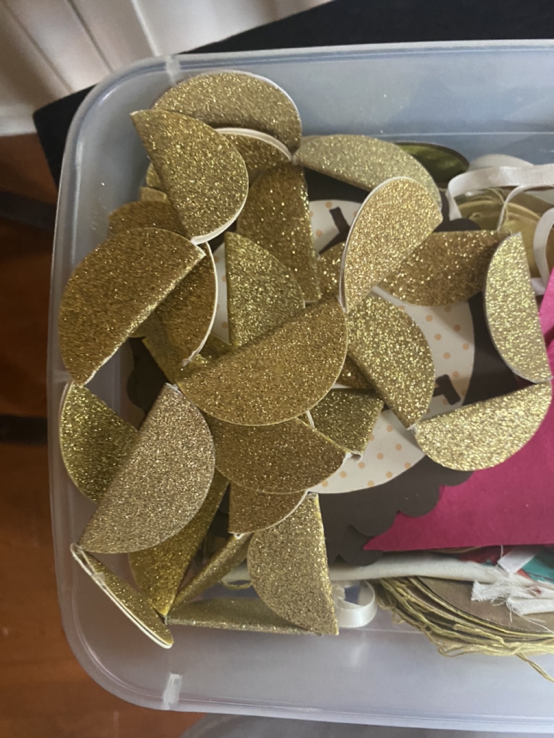 Box of bunting and banners - photo 3