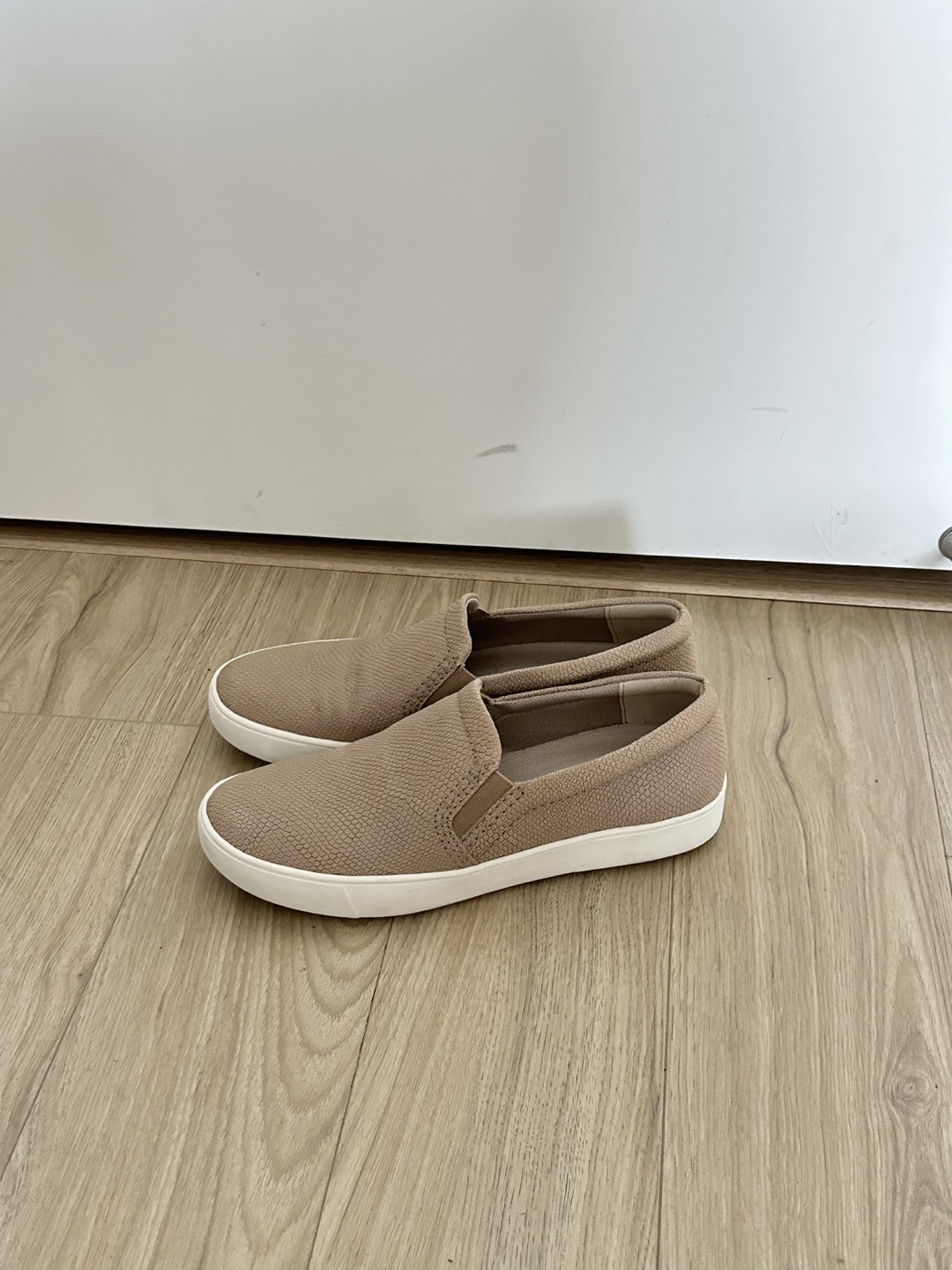 Loafer thumbnail