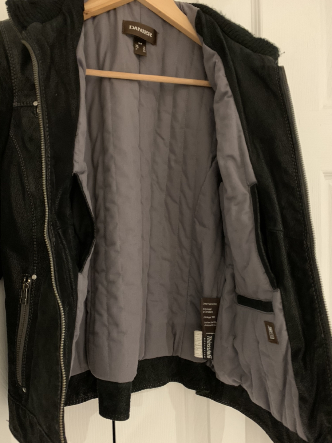 Women’s Danier Black Suede Jacket/Size S - photo 4