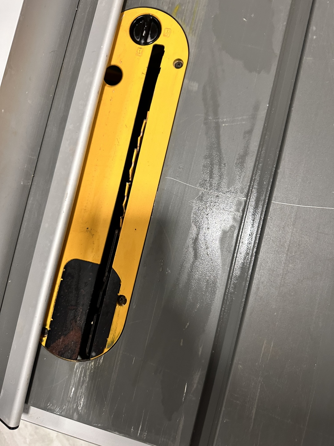 Dewalt Saw Table dw745 - photo 4