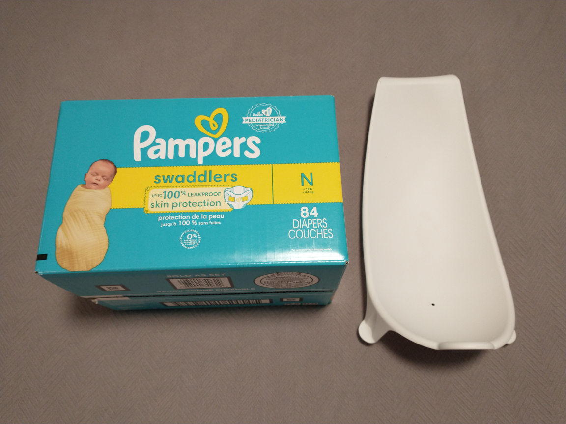 FREE - new box of NB diapers & infant bath thumbnail