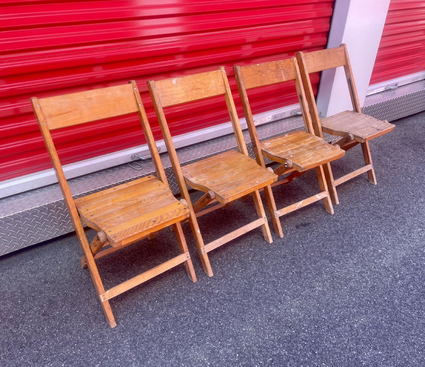 Vintage Snyder Wooden Slatted Church/Hall Folding Chairs - photo 2