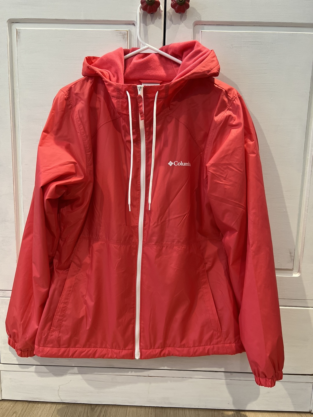 Columbia Fuchsia Windbreaker Jacket