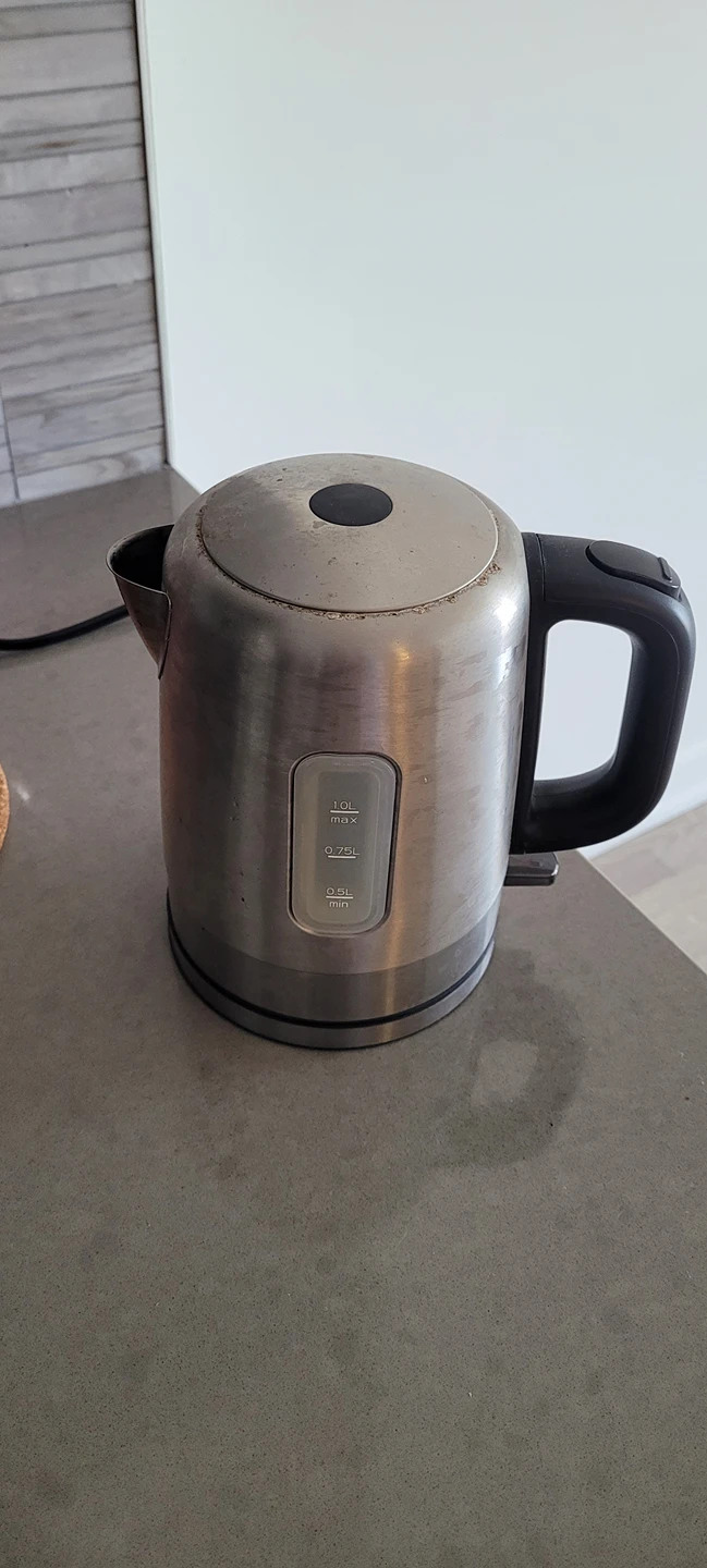 Used coffee pot thumbnail