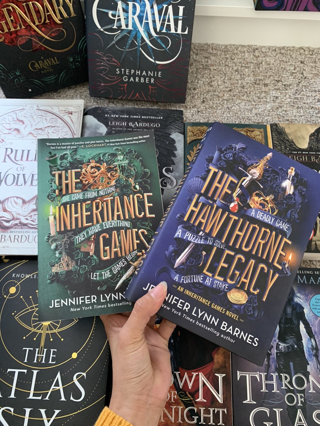 BOOKS FOR SALE! 📚✨ - photo 3