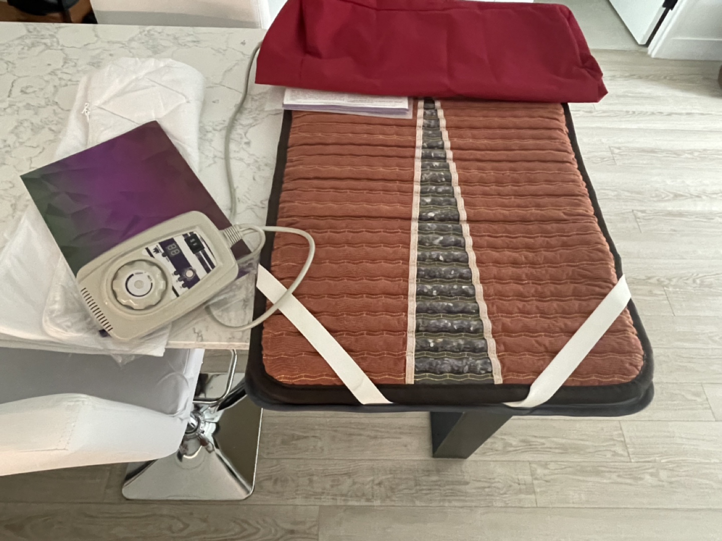 MediCrystal Infrared Heat Amethyst Mini Mat - 32"L x 20"W image indicator(6)