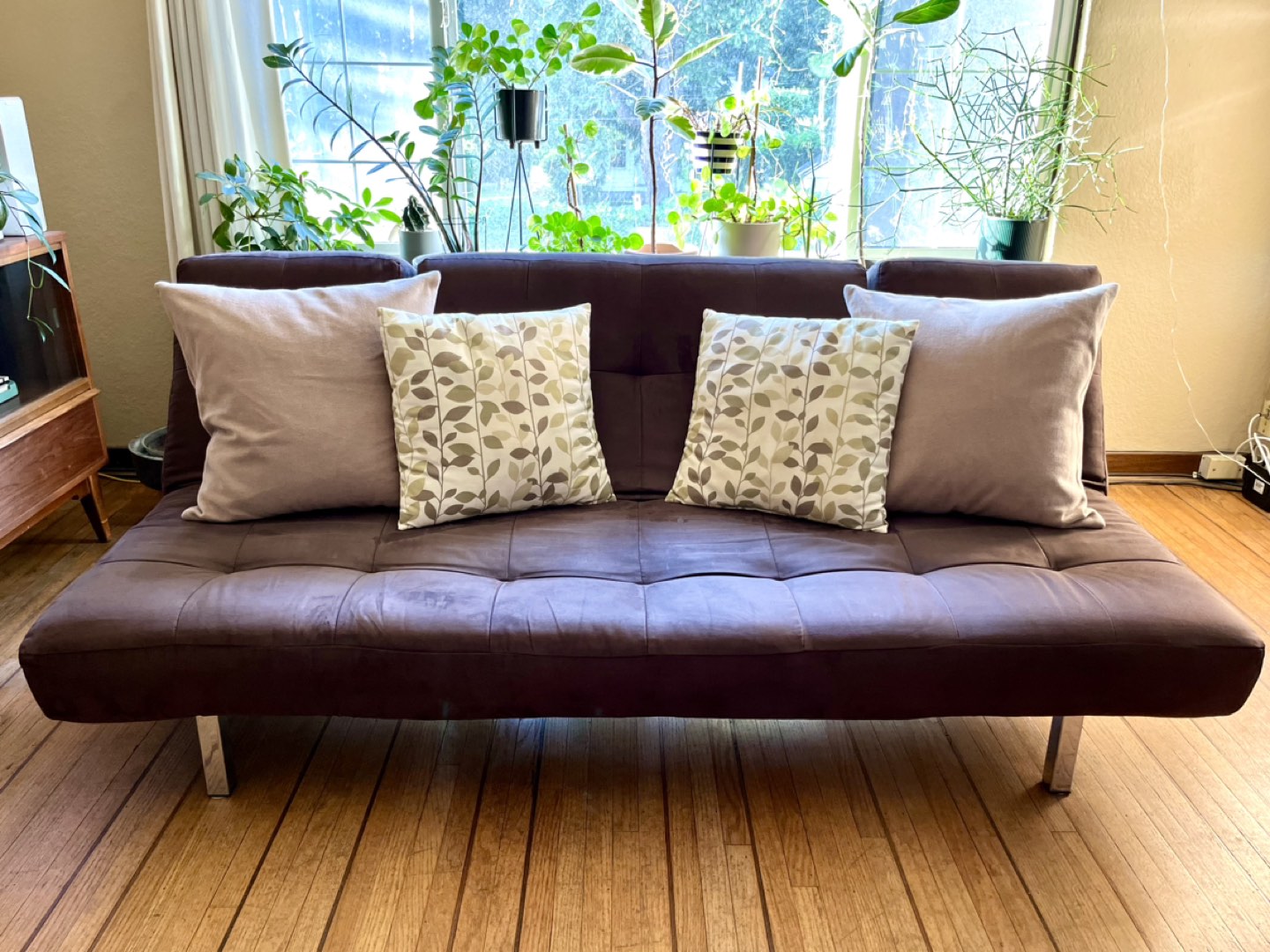 Convertible Futon Sofa Bed / Chaise Lounger image indicator(6)