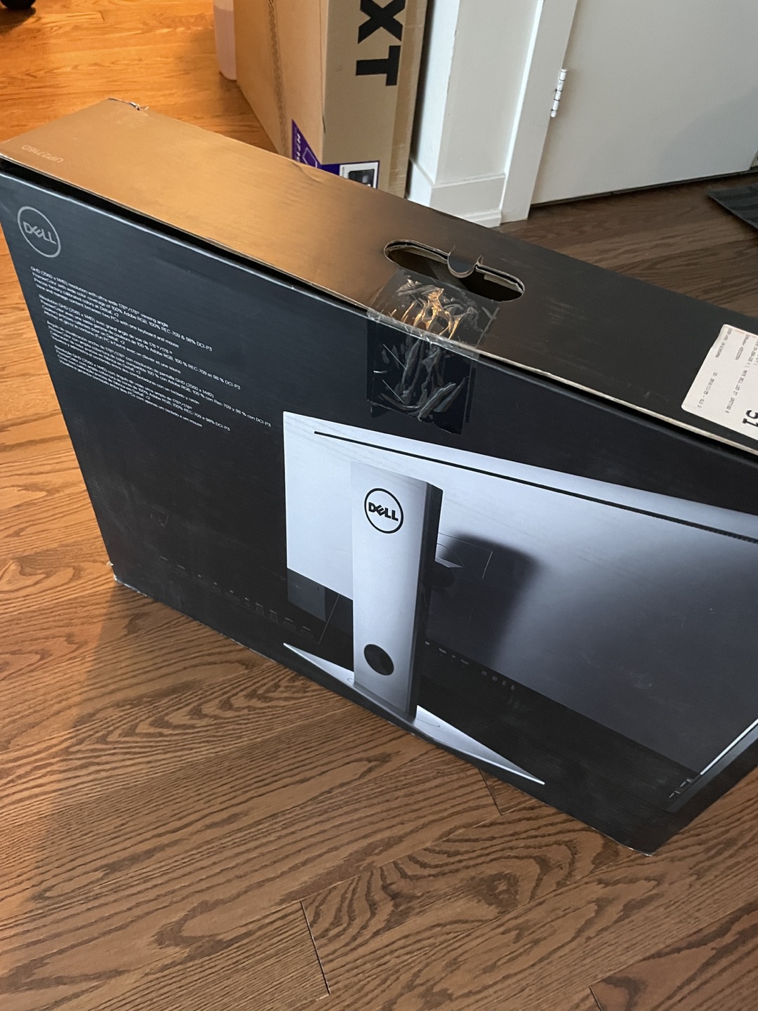 [SELL] Dell monitor 27inch UHD