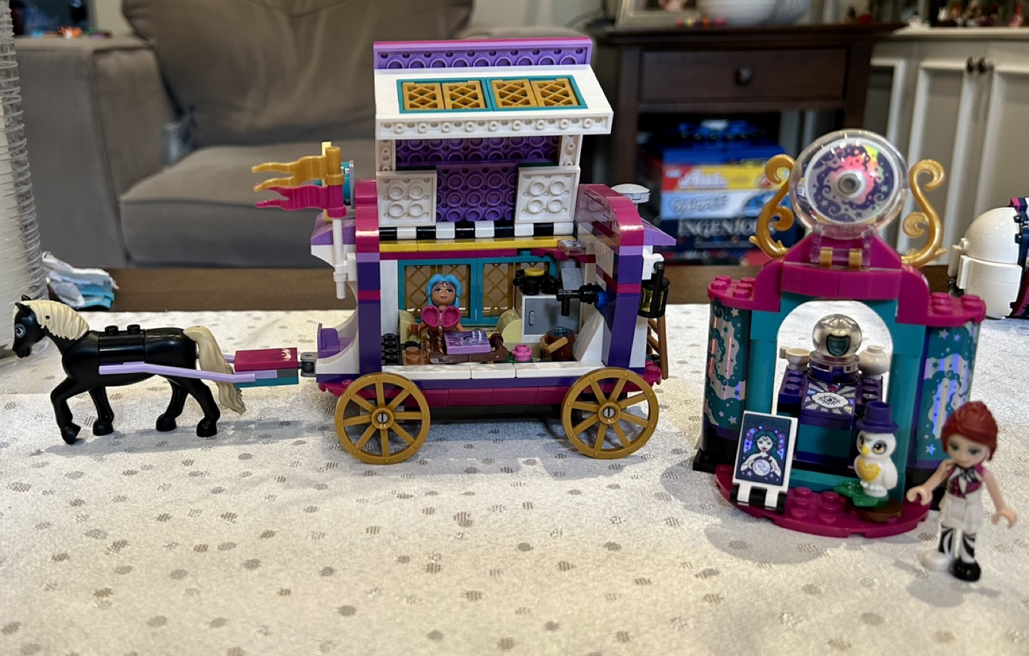 LEGO Friends Magic Caravan