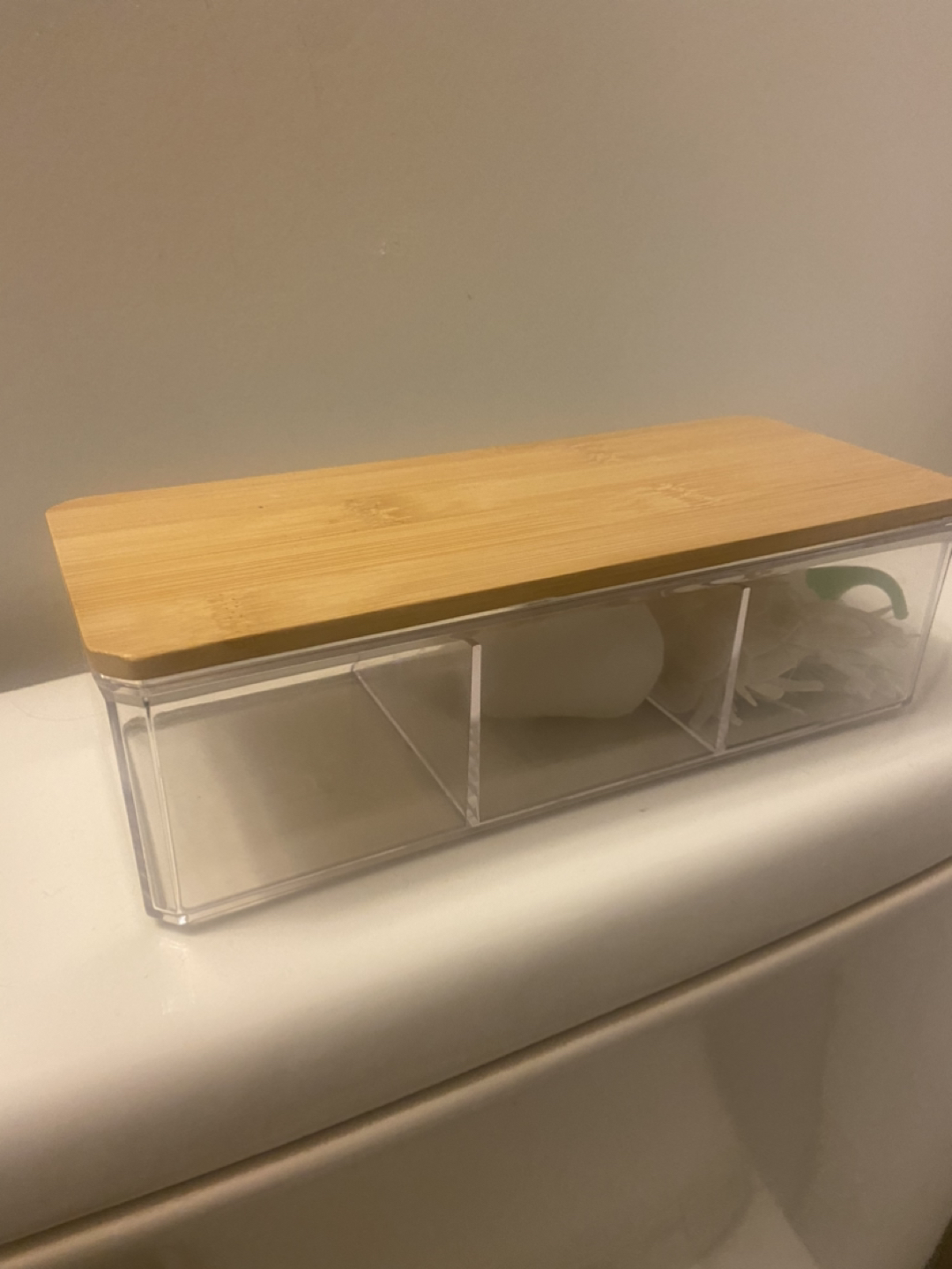 Bathroom vanity organizer