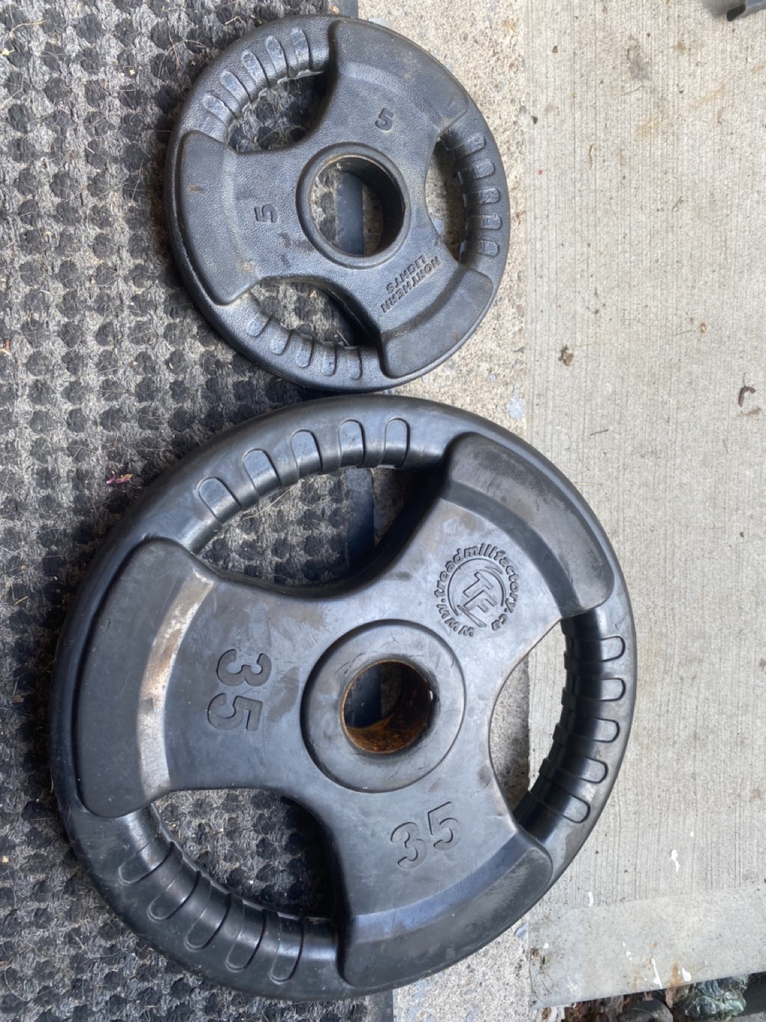 Treadmill factory weights 35lb and 5lb