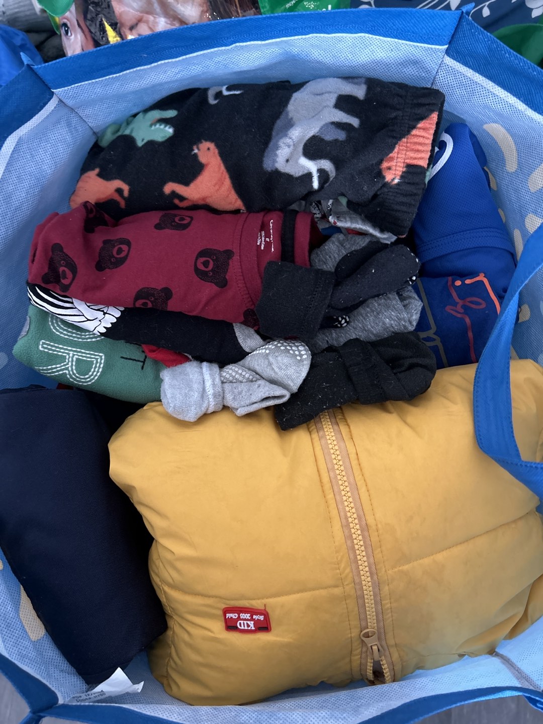 Lots (Free toddler Boys Clothing ) thumbnail
