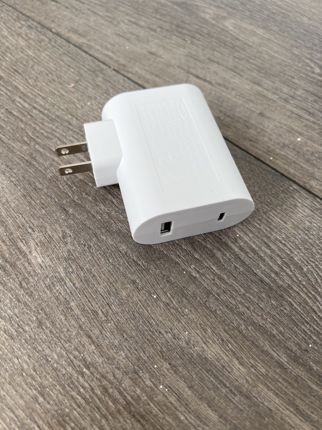 $5 for 2!! Charger thumbnail