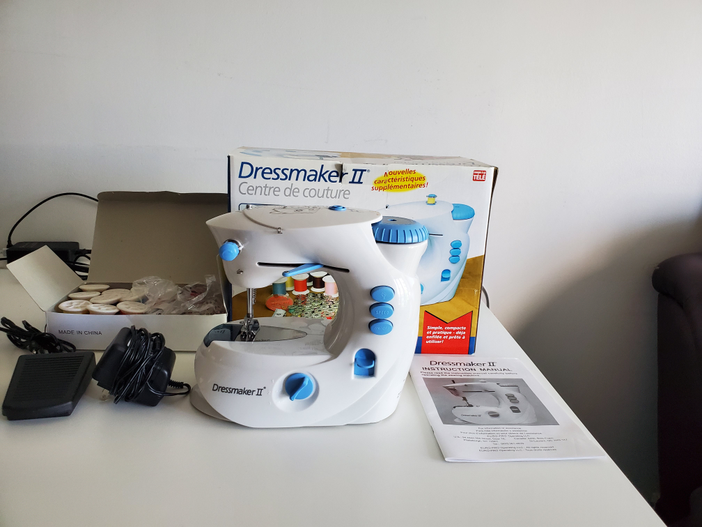 Dressmaker 2 Sewing Machine Set - photo 2