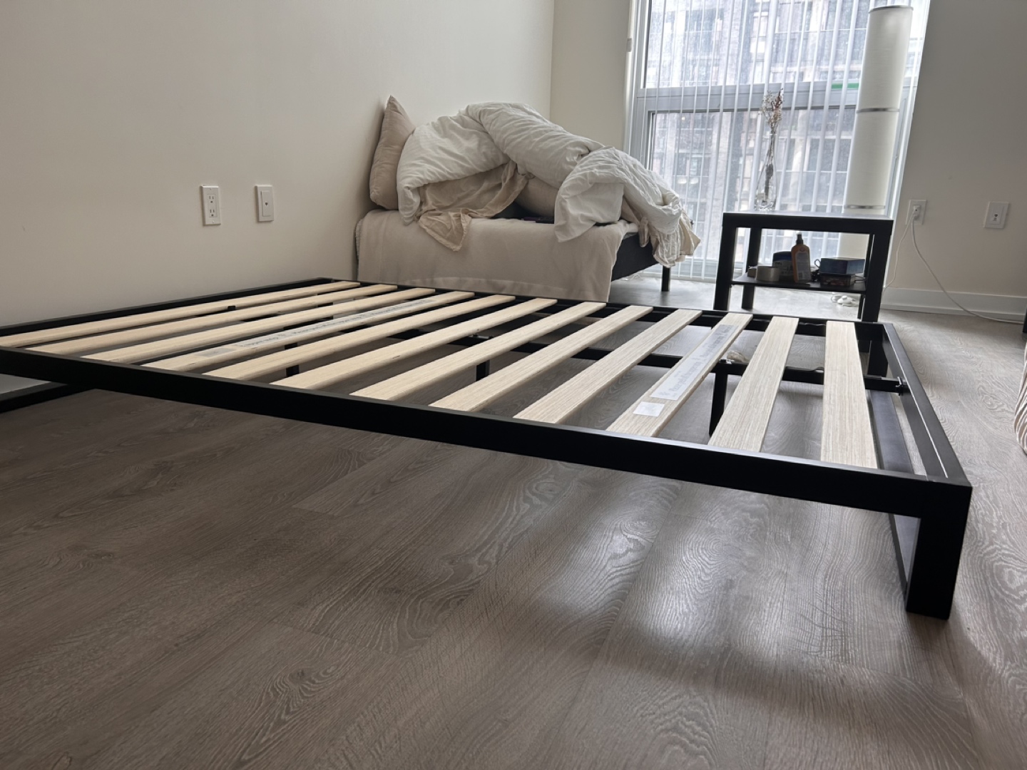 Metal bed frame (double/full) - photo 2