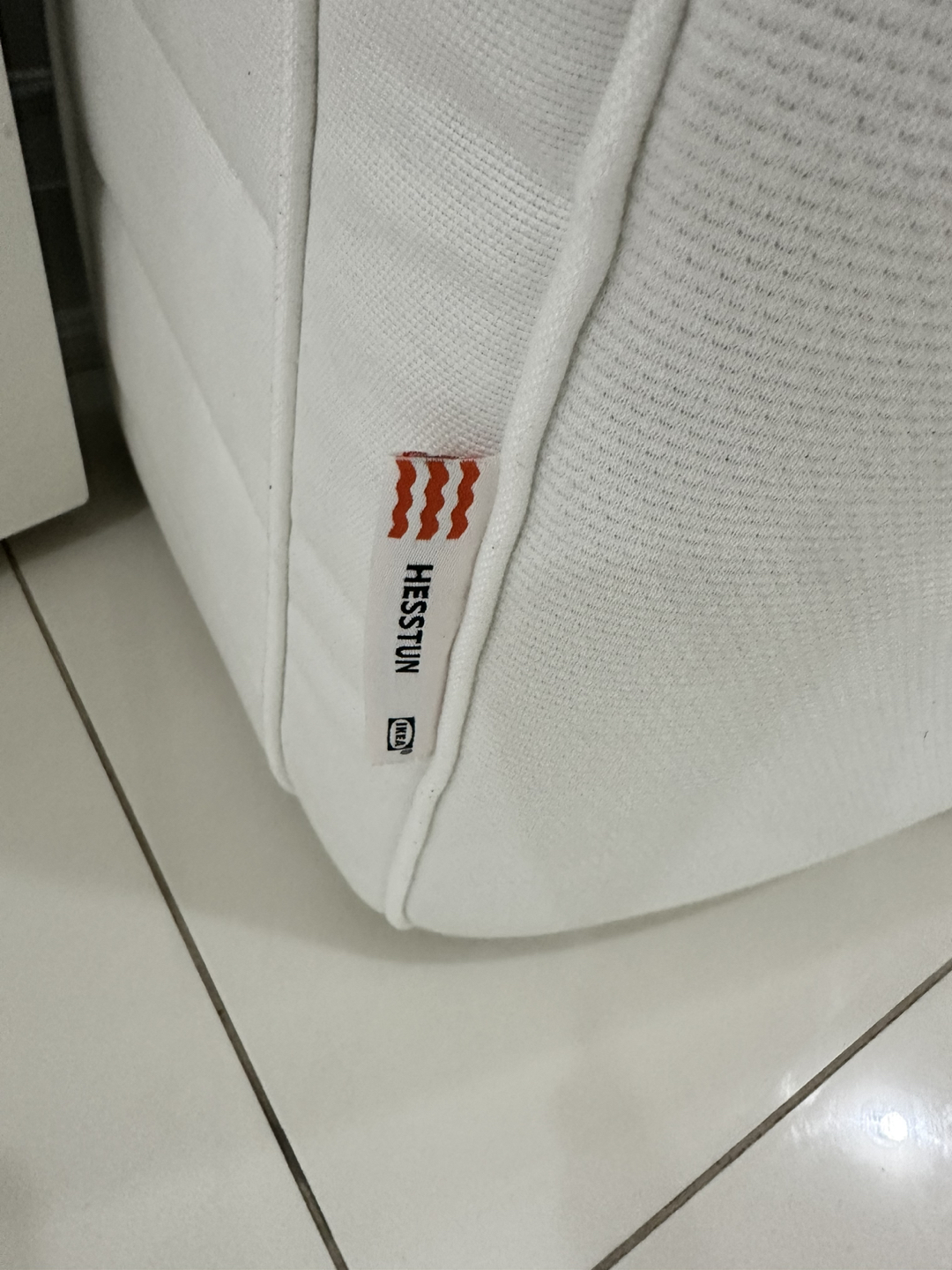 IKEA hesstun queen mattress - photo 2