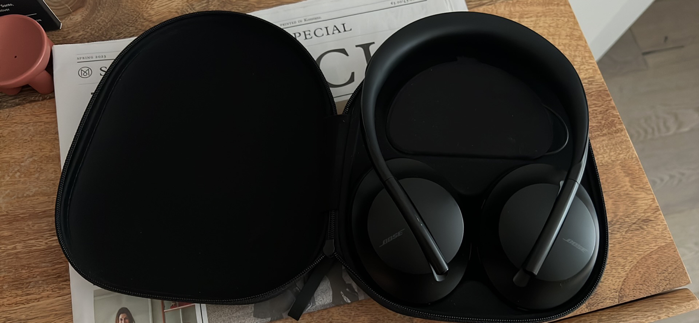 Bose Wireless Headphones thumbnail