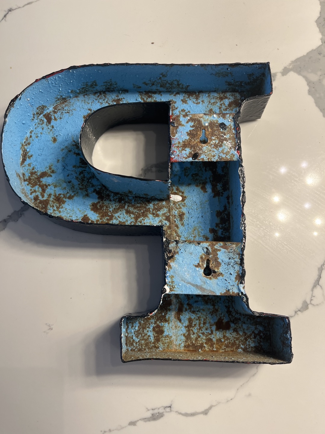Metal letter P - photo 3