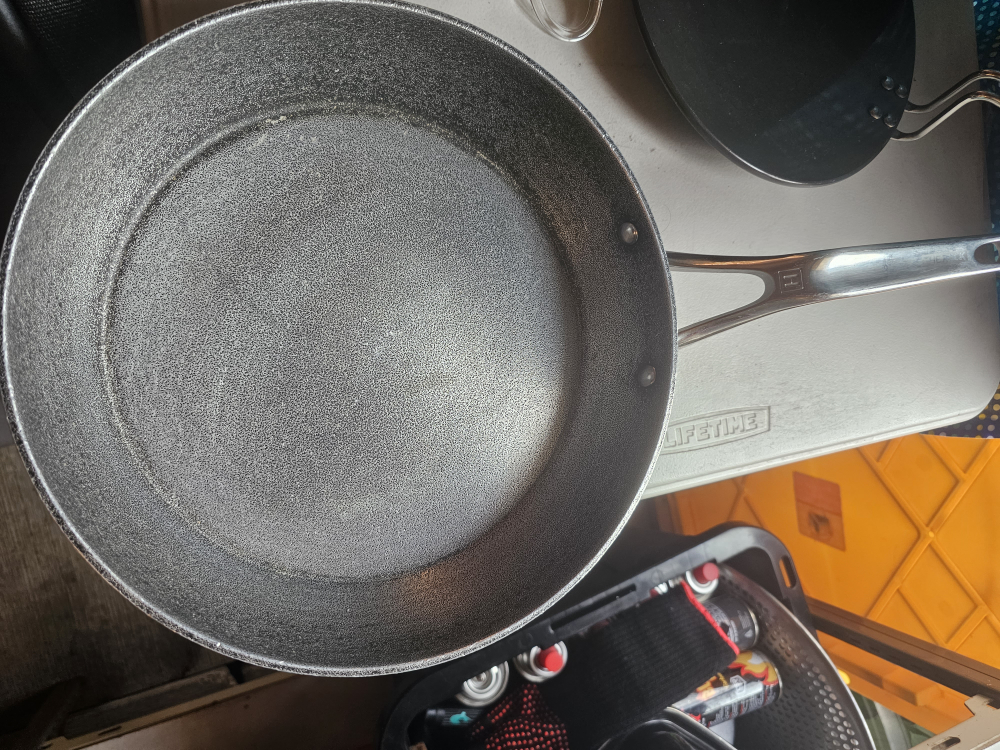 #freecycle large and small frying pan aa well as roti pan  thumbnail