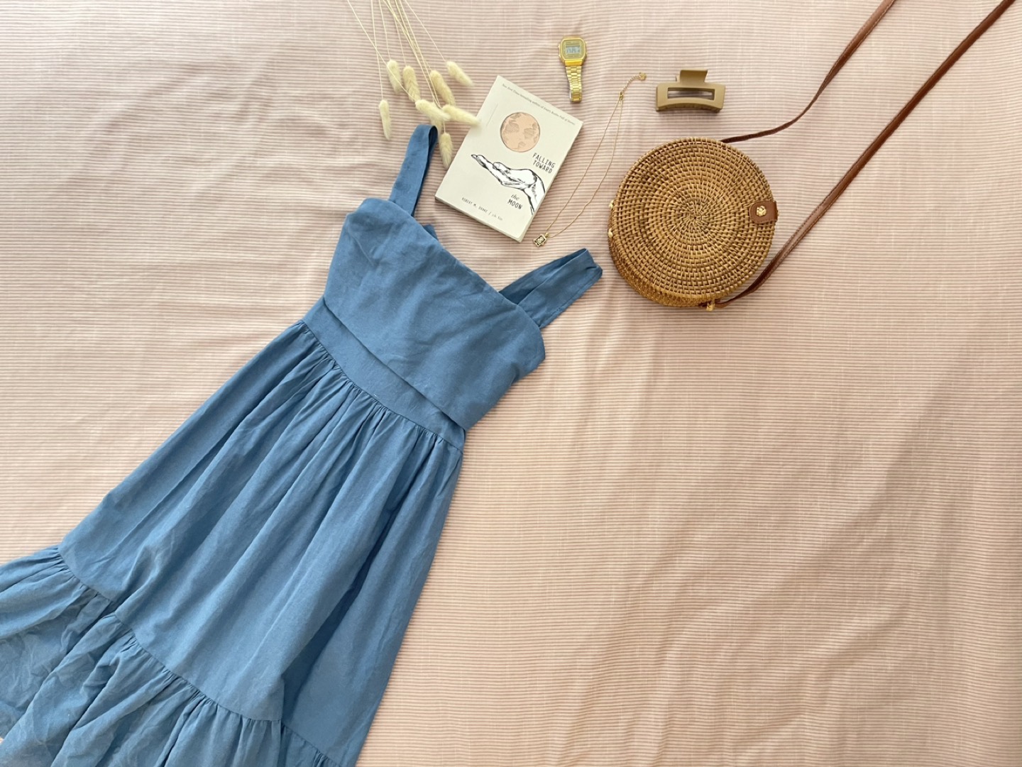 Summer dress thumbnail