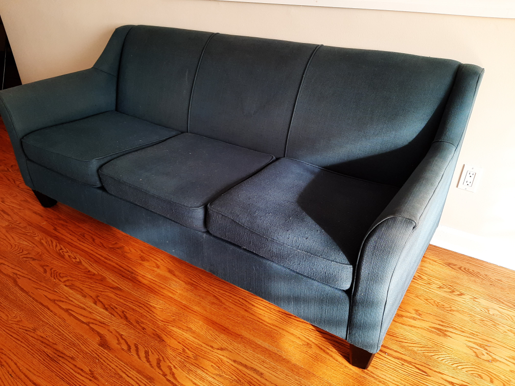 Couch/ Sofa - photo 3