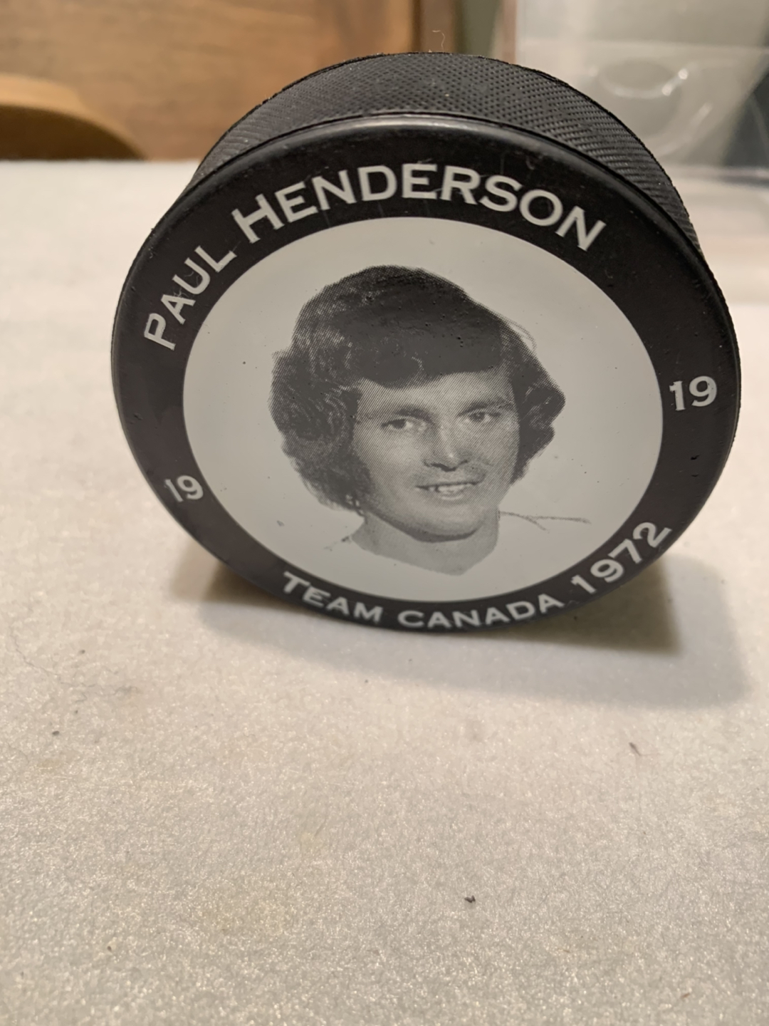 Rare 1972 TEAM OF THE CENTURY PAUL HENDERSON COLLECTIBLE PUCK ! image indicator(7)