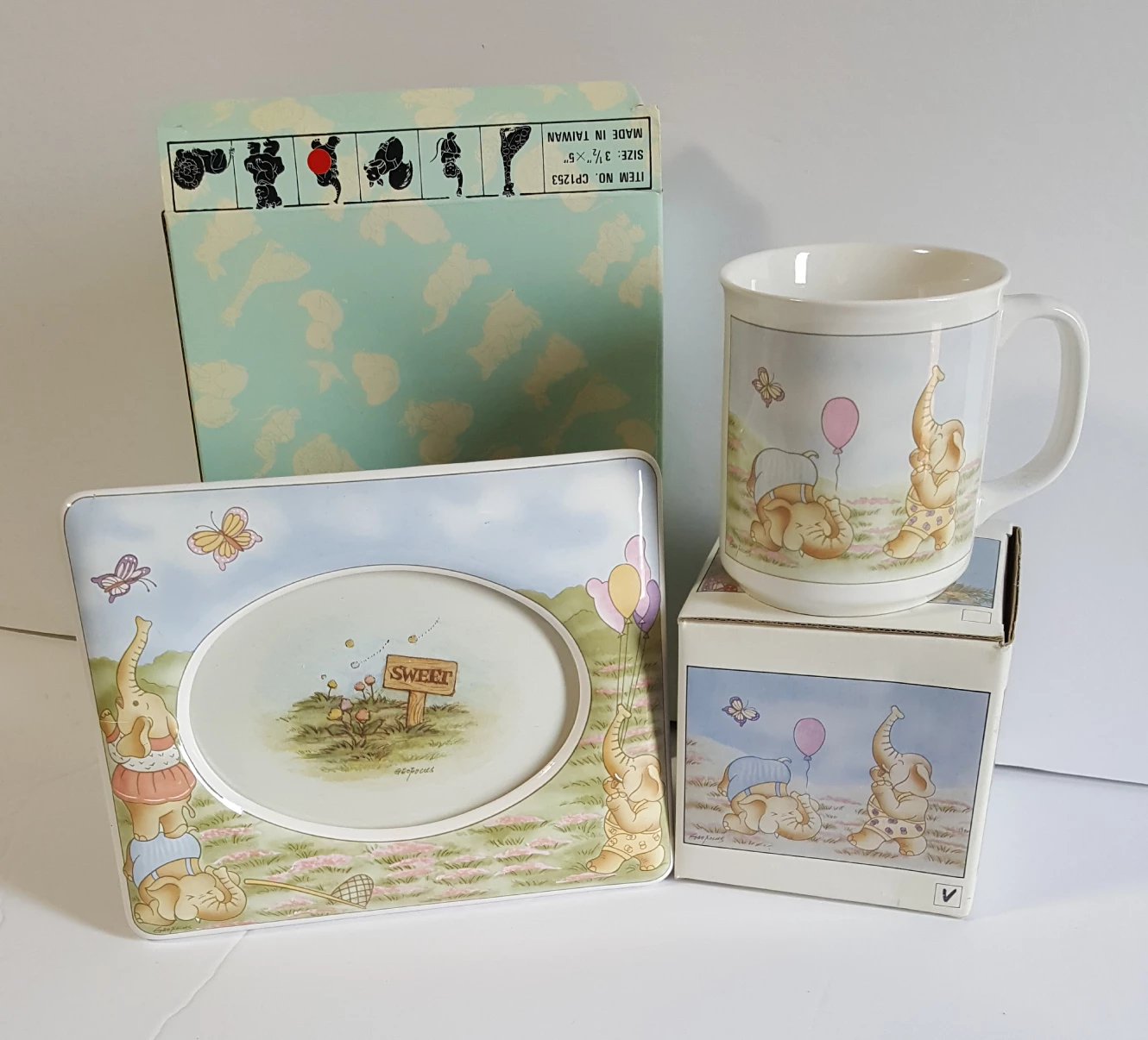 Kids Ceramic Mugs and Picture frame set image indicator(3)