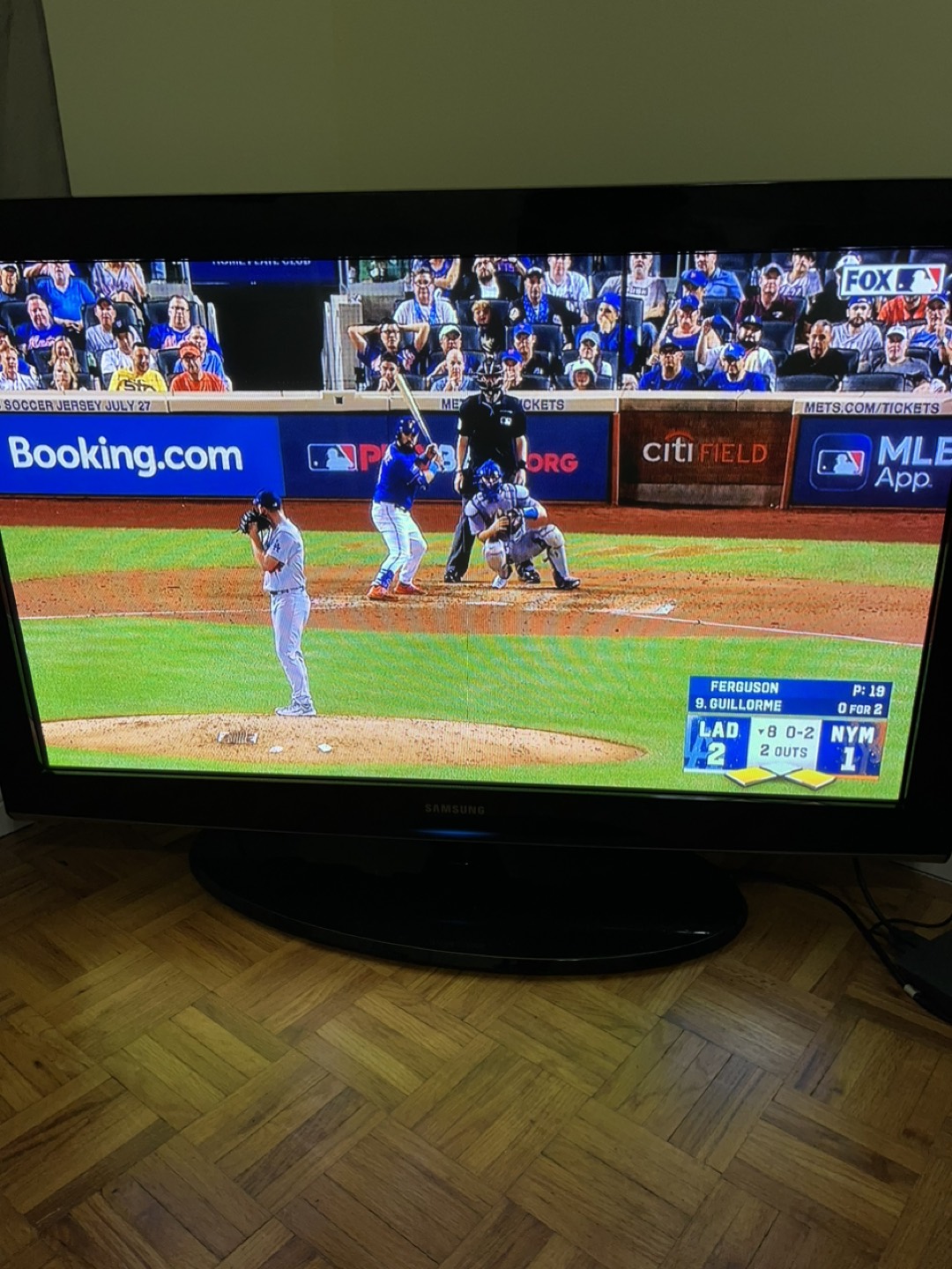 Samsung 50 inch tv - photo 2