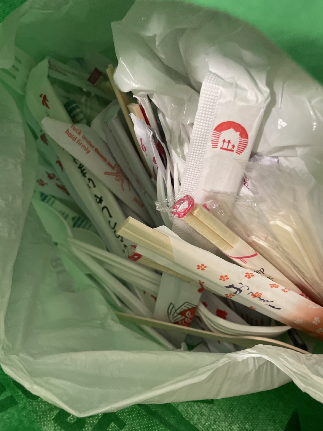 Disposable utensils thumbnail