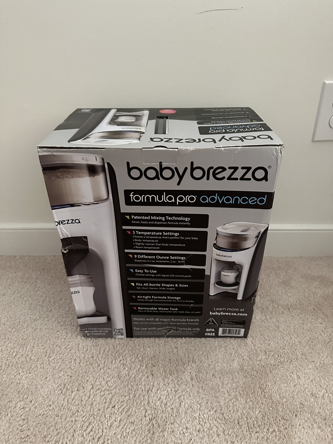 Unopened Box Baby Brezza Formula pro advanced