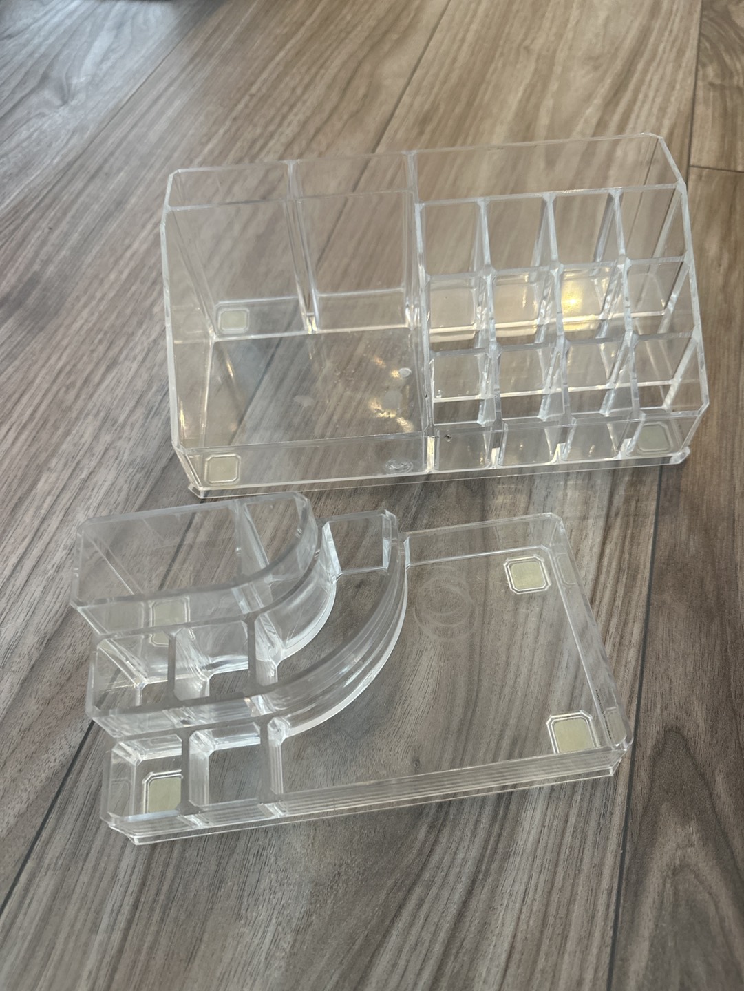 2 Acrylic Makeup Organizers thumbnail