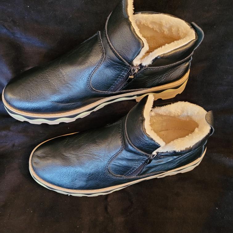 Men's Winter Shoes/Boots Size 44 image indicator(2)