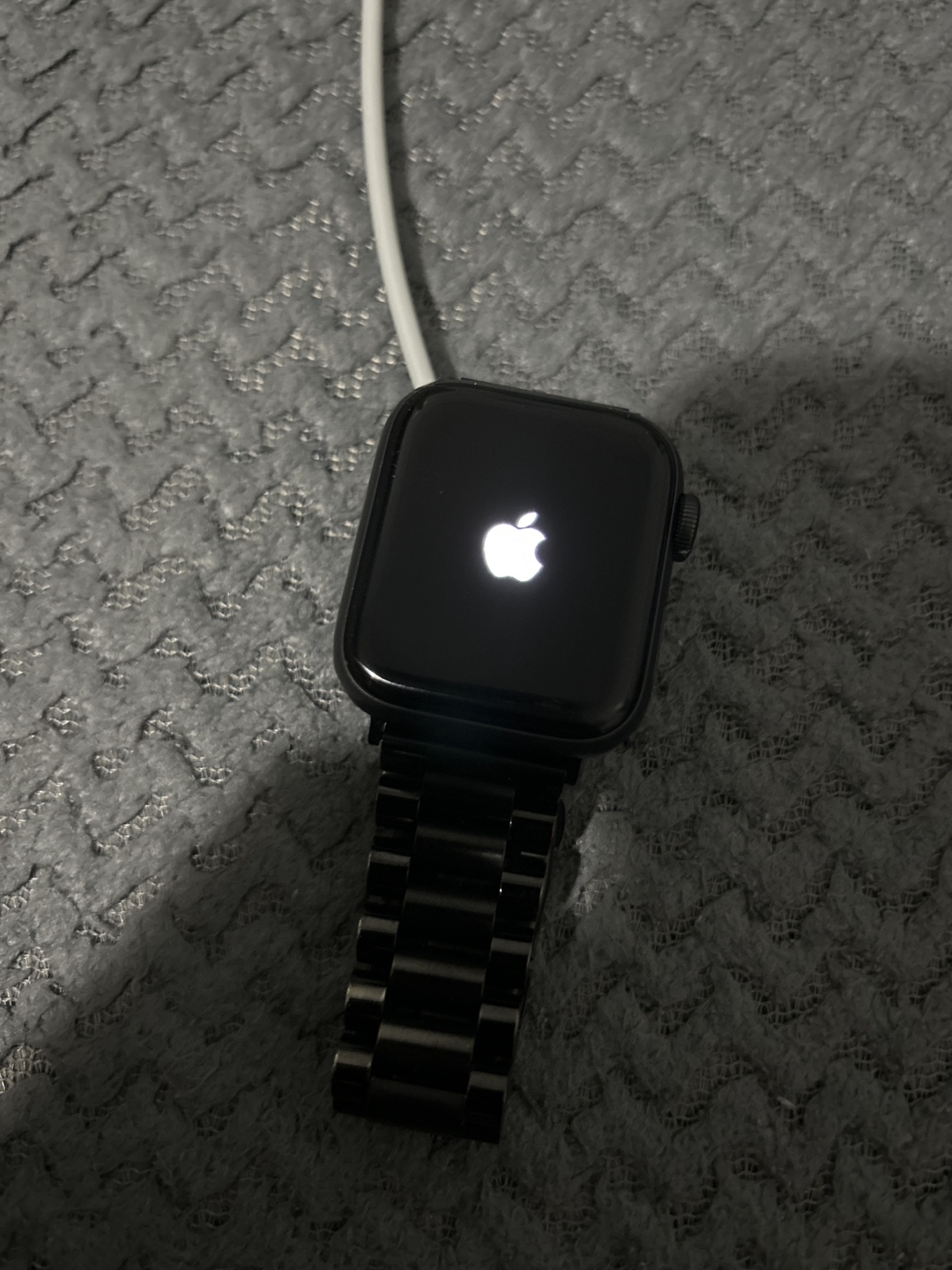 Apple Watch SE 40mm - photo 2
