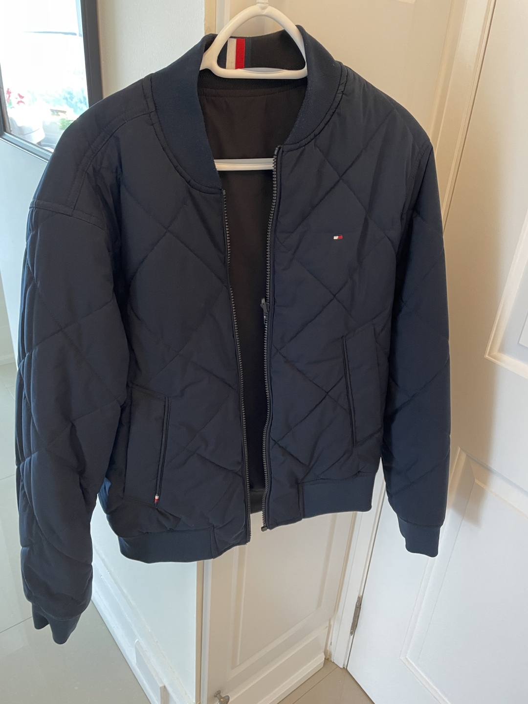 Tommy Hilfiger midweight reversible bomber jacket
