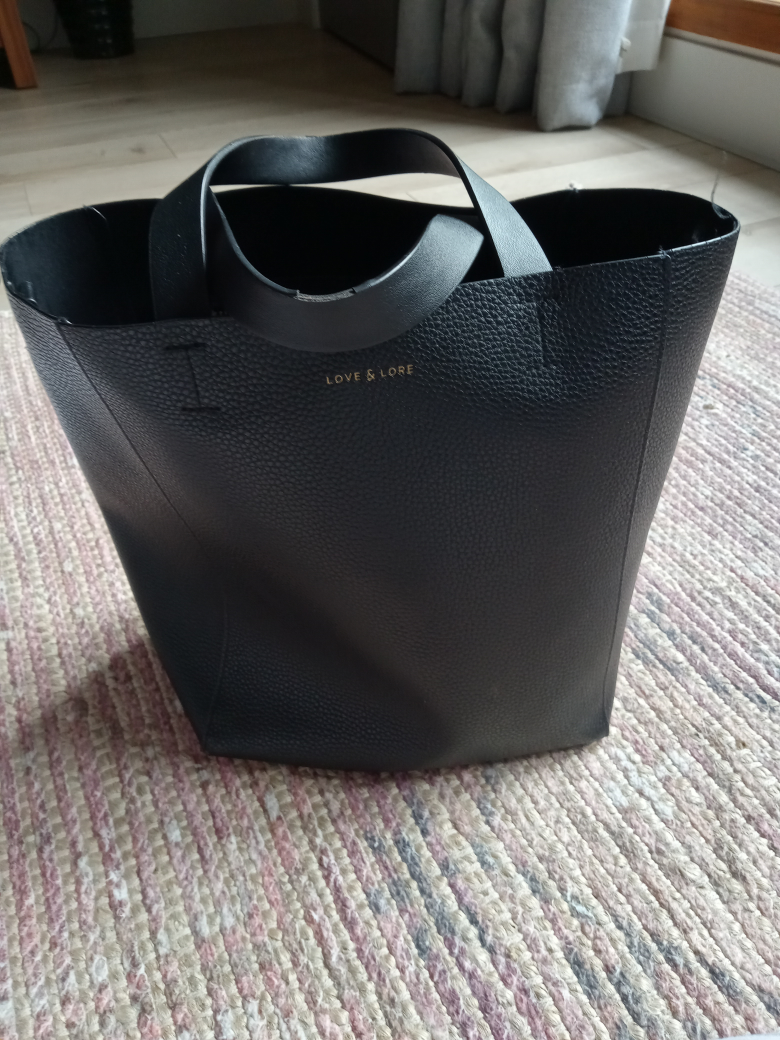 Black bag thumbnail