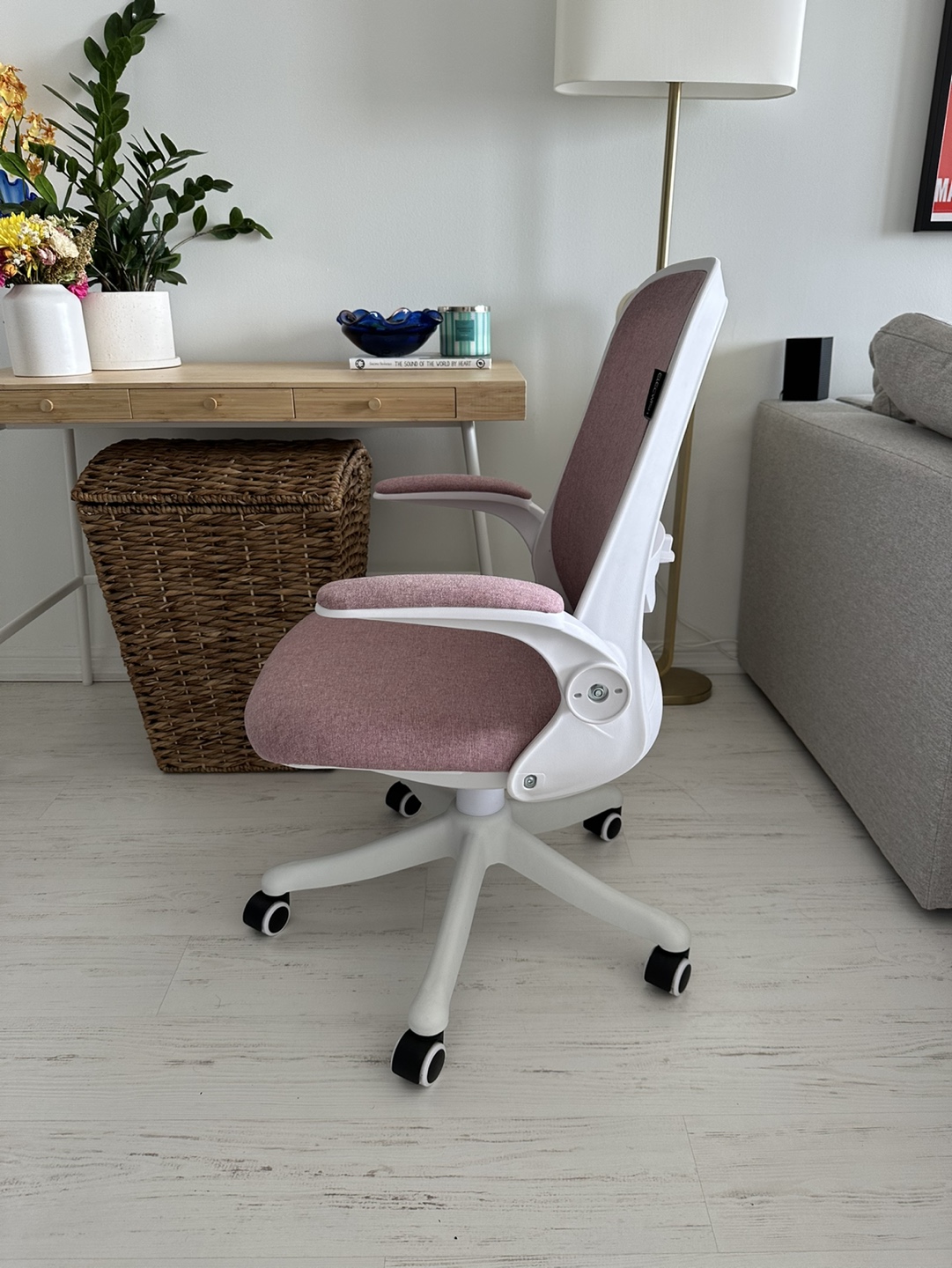 Desk Chair - photo 3
