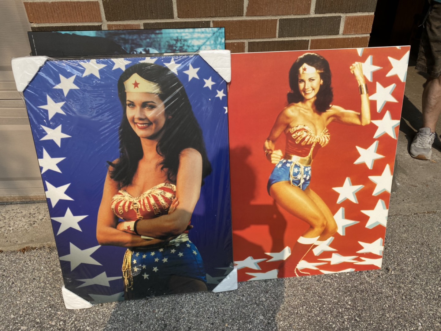Large Lynda Carter Wonder Woman movie posters thumbnail