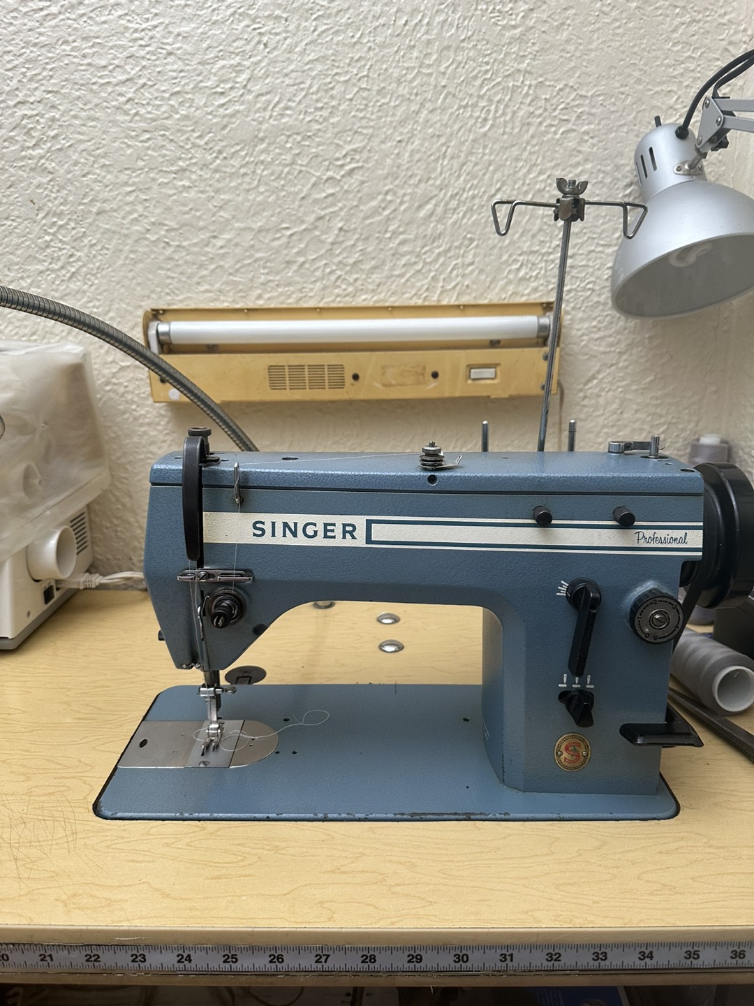 Singer Professional zigzag industrial machine