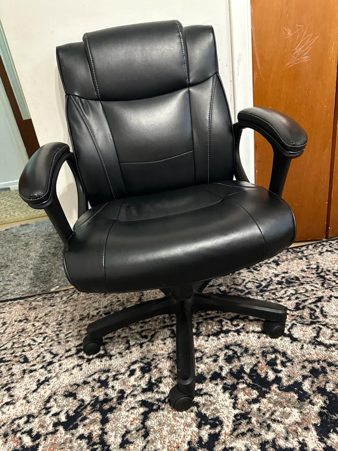 Office chair - photo 3