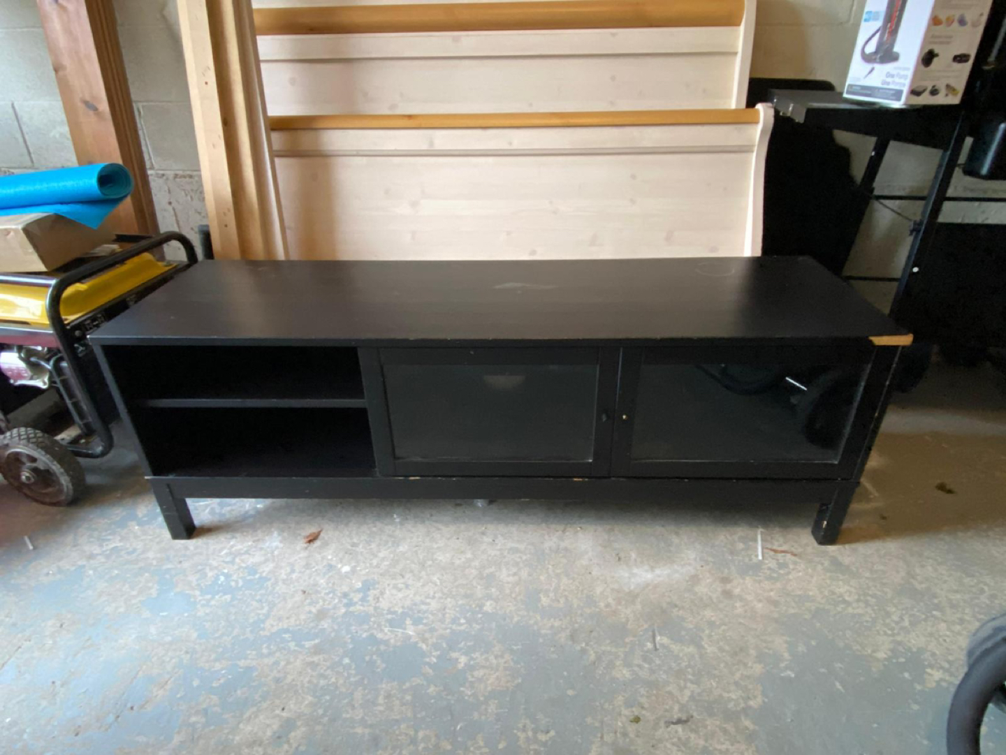 Tv table