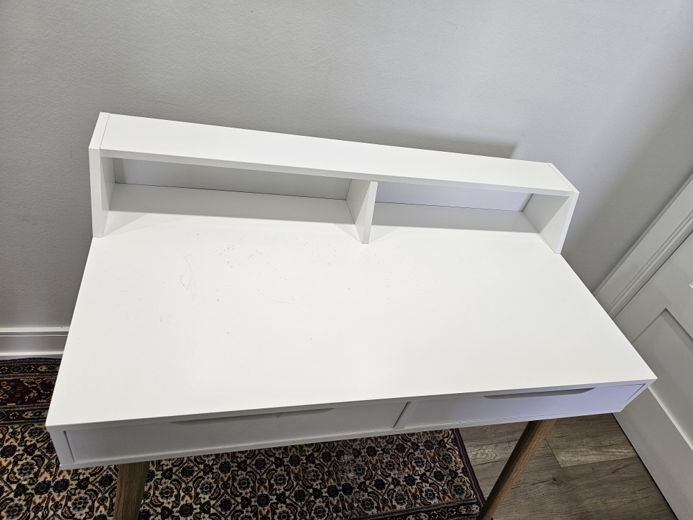 Structube Jay Desk image indicator(6)