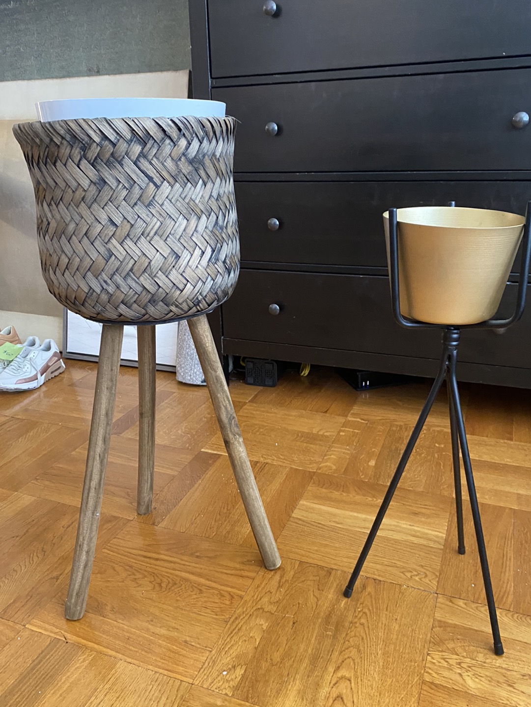 Decorative standing Planters - photo 4