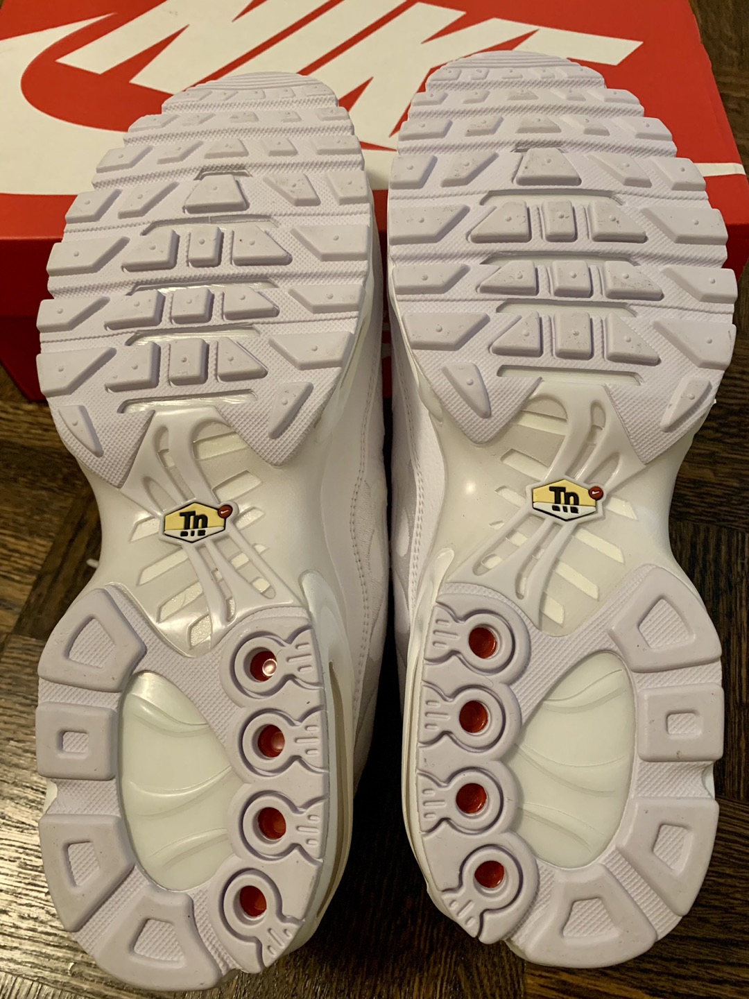 Men’s Nike Air Max Plus - photo 5