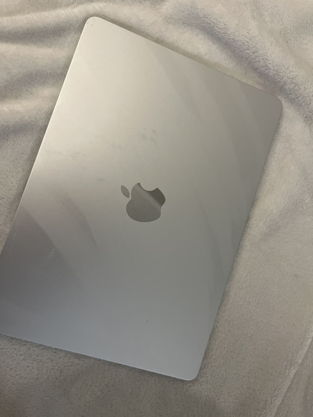 Macbook Air 2023 M2