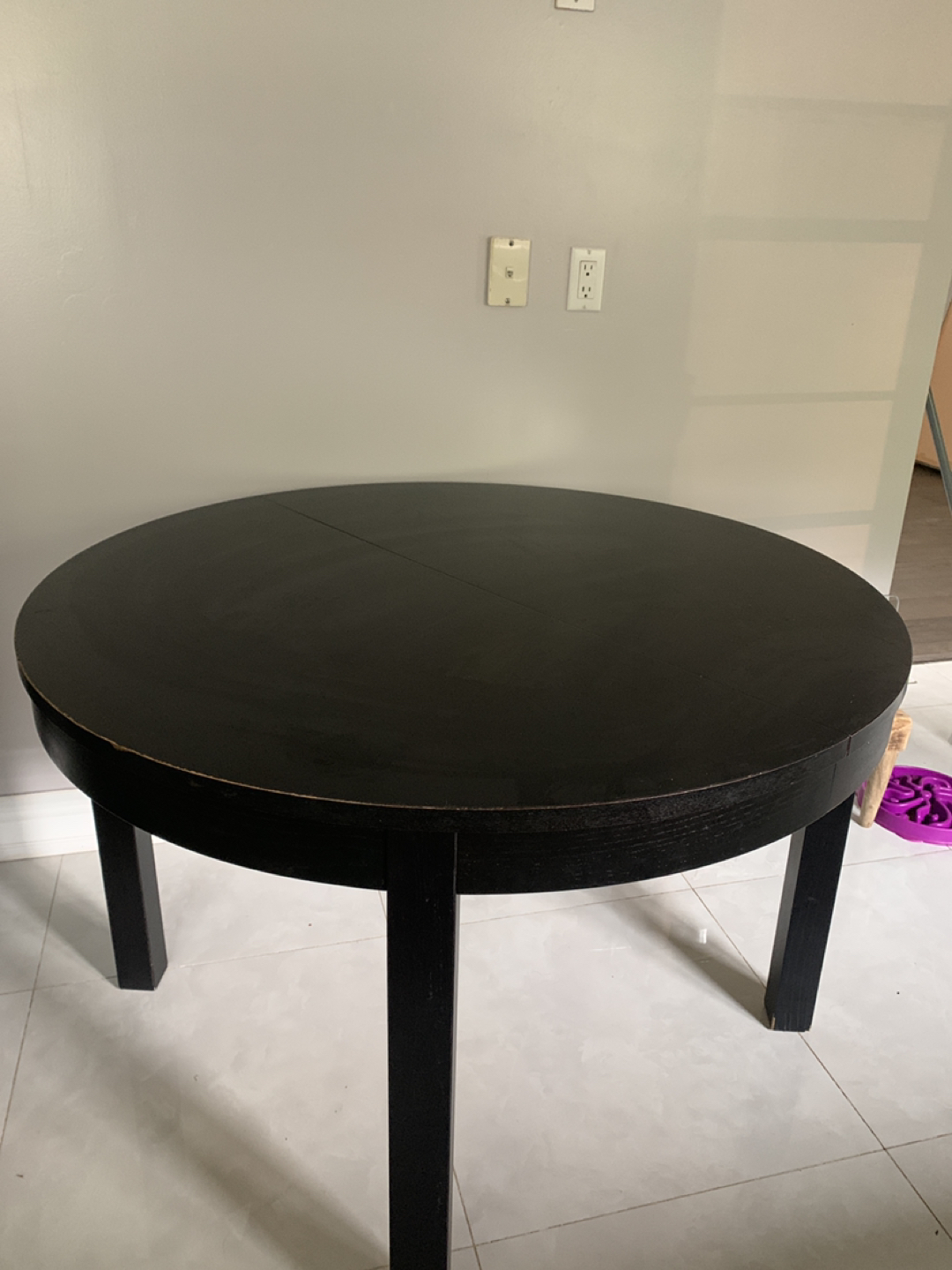 IKEA expandable table
