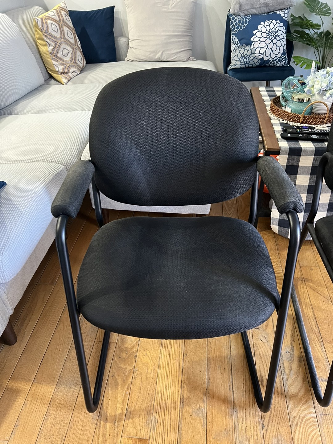 Chairs x2 - photo 2