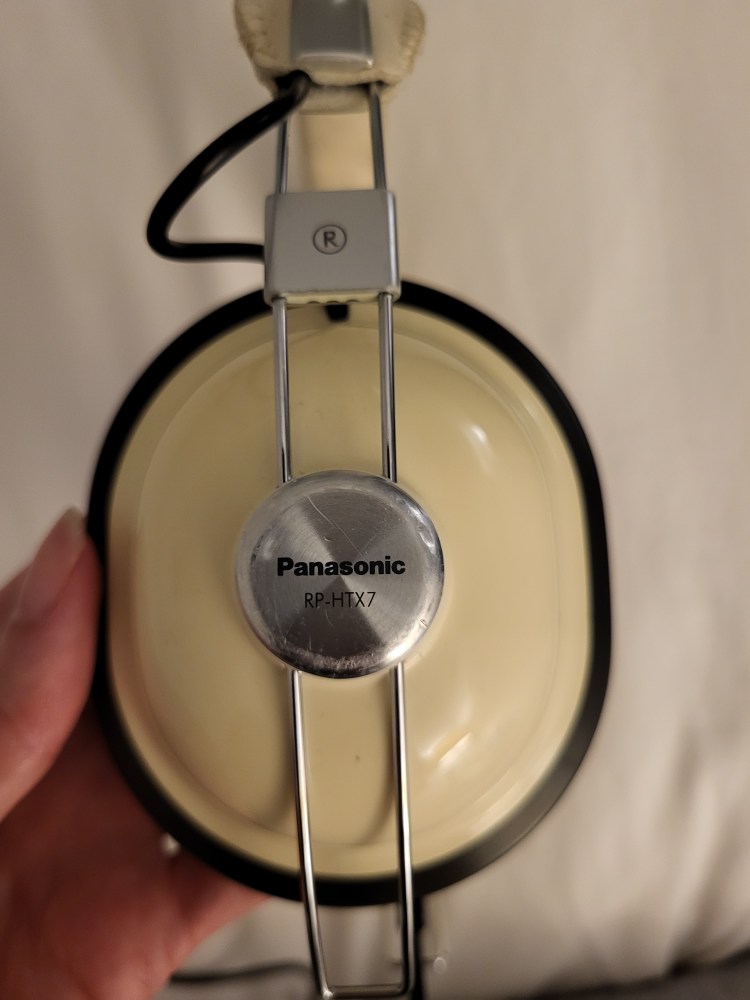 Panasonic Headphones image indicator(2)