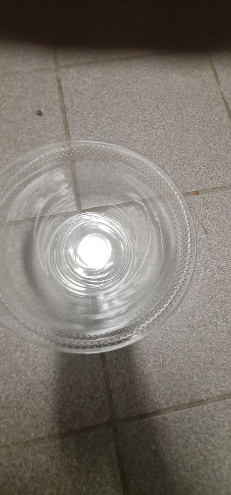 Big serving glass bowl  - photo 2