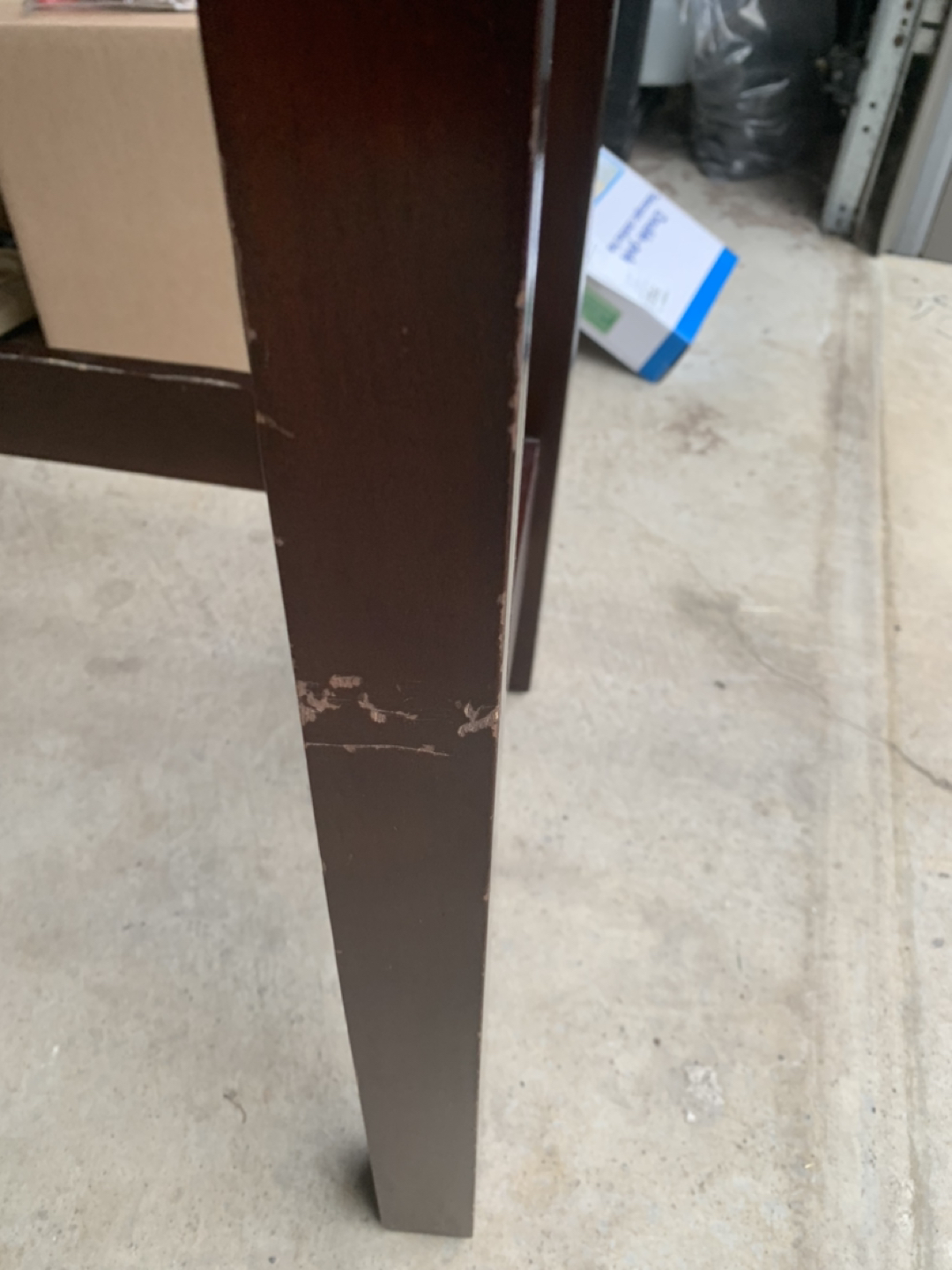 Table - photo 2